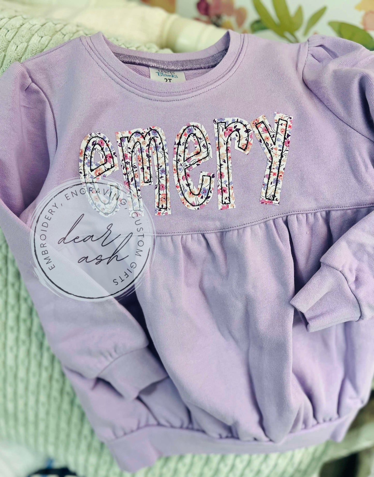 Bubble Sweatshirts-appliqued names (with fabric) ETA AUGUST