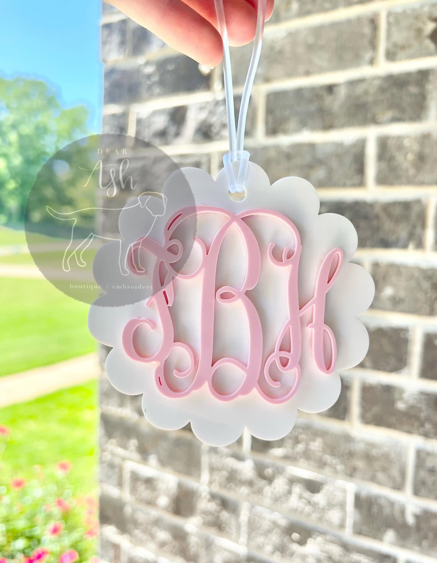 Scallop monogram bag tag