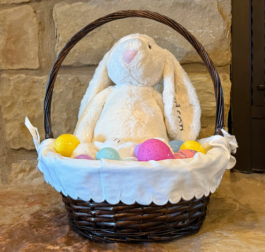 Easter basket liner-scalloped & straight edge